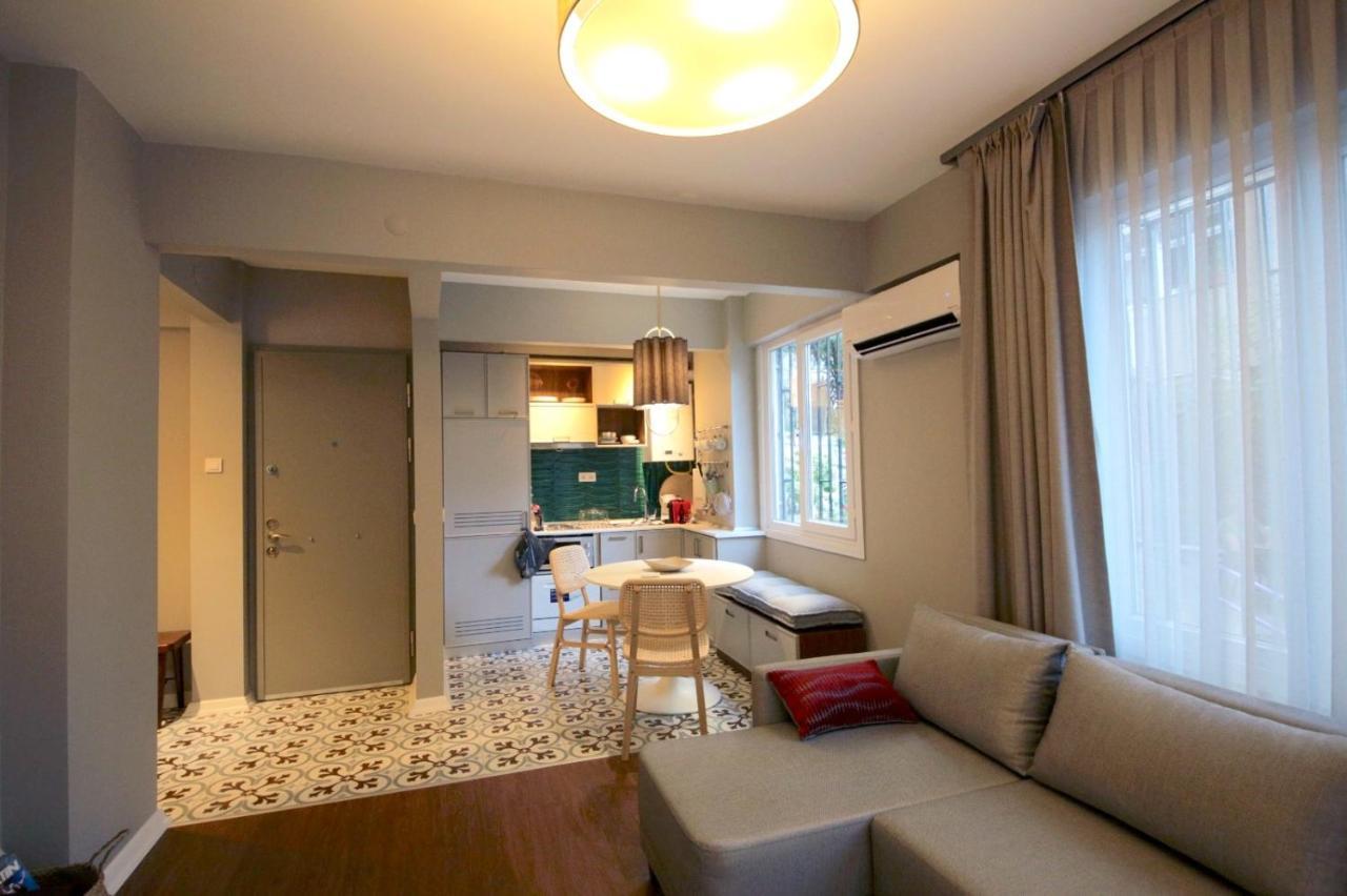 Superior Refurbished Flat In The Heart Of Istanbul Apartment Exterior foto